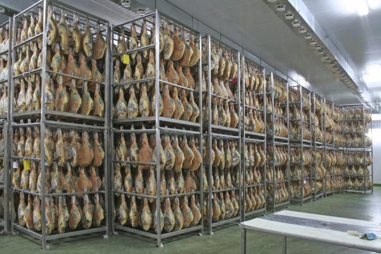 jamones jaulas
